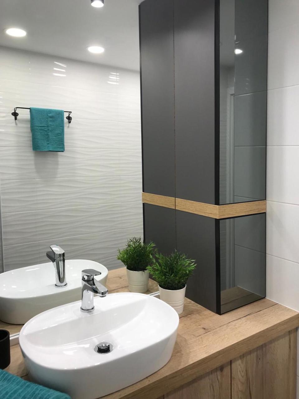 Studio Apartments Lace Новаля Екстер'єр фото
